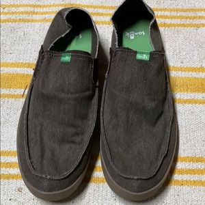 Never Worn Sanuk Pick Pocket Slip-On Sneakers